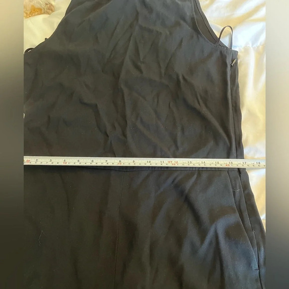 Babaton Salvador Romper, black  size 4 minimalist casual summer outfit. - Picture 13 of 15